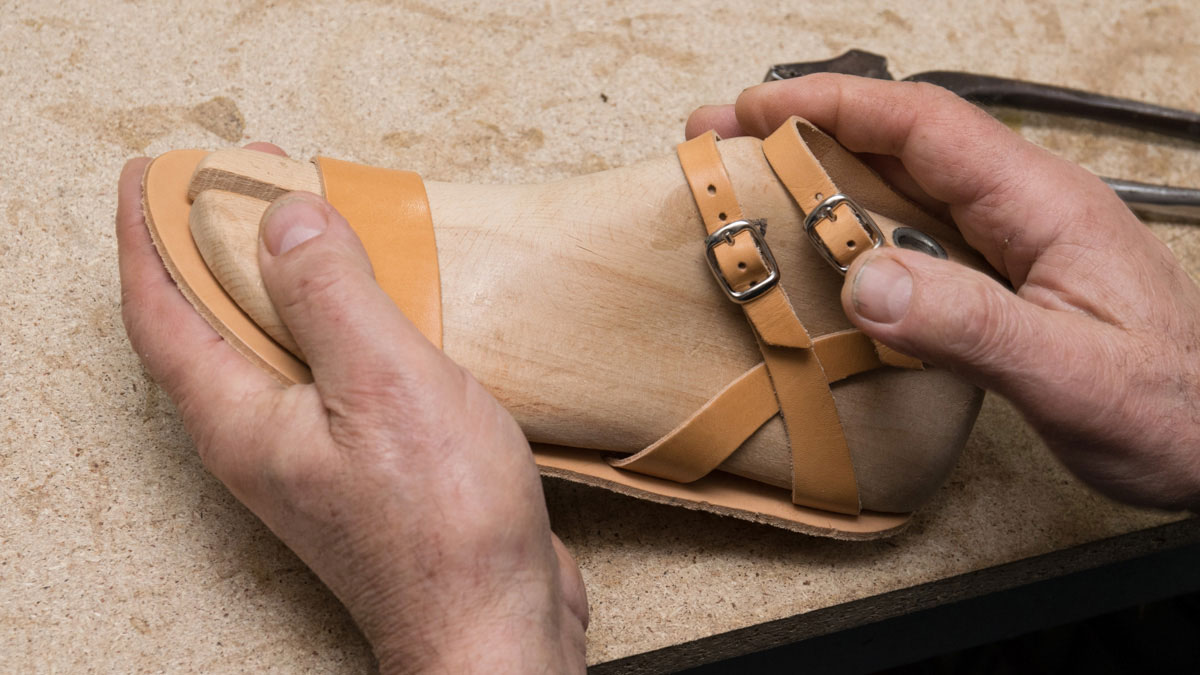 Tsakiris sandals – Χειροποίητα δερμάτινα σανδάλια