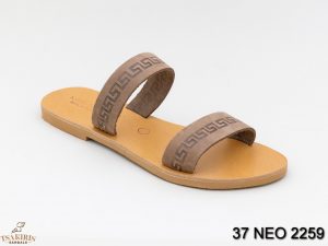 Γυναικεία σανδάλια δερμάτινα